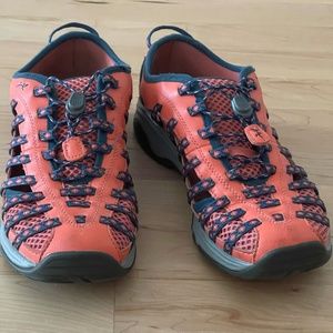 Chaco shoes